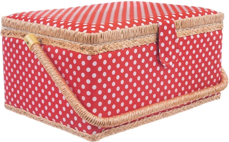 Comfortable carrying and secure closure