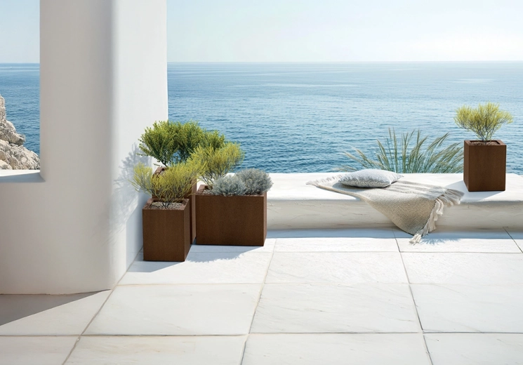 Modern look for terraces and interiors