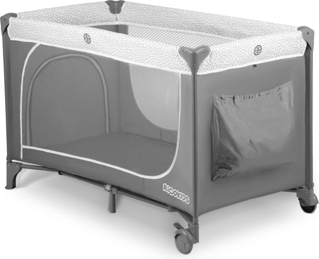 Entrée latérale zippée et maille respirante