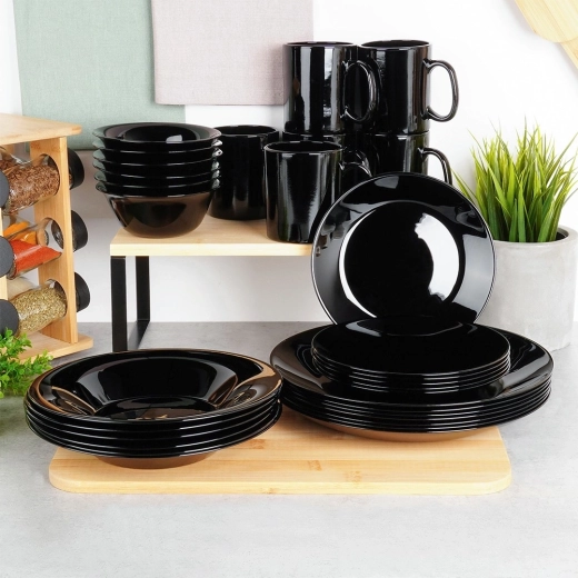 Einfache Pflege und stapelbare Aufbewahrung