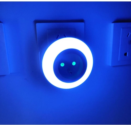 Éclairage automatique dans l’obscurité
