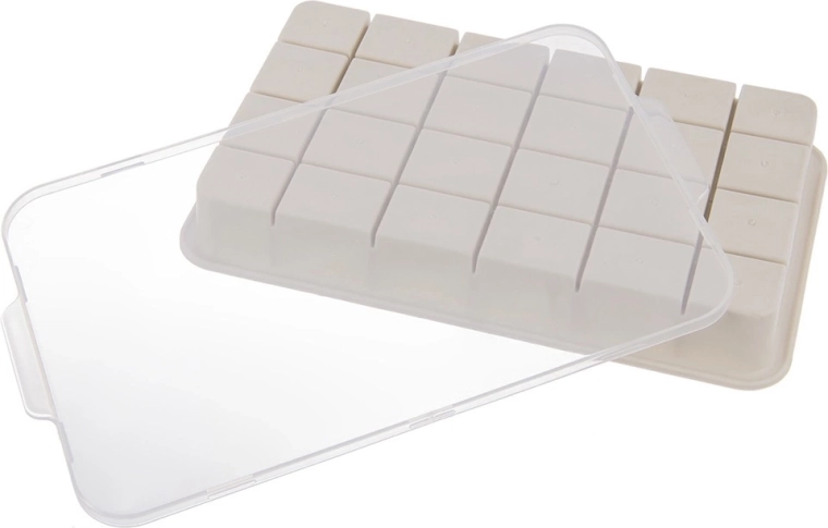 Couvercle transparent anti-renversement et anti-odeurs