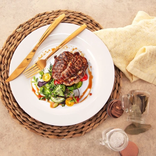 Practical serving for every course