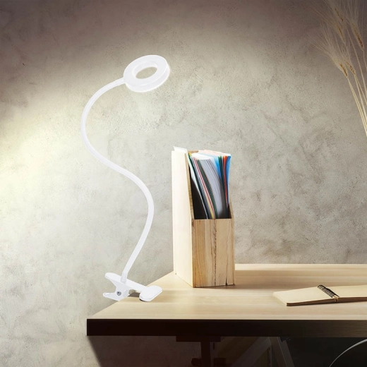 USB-voeding met bediening op de kabel