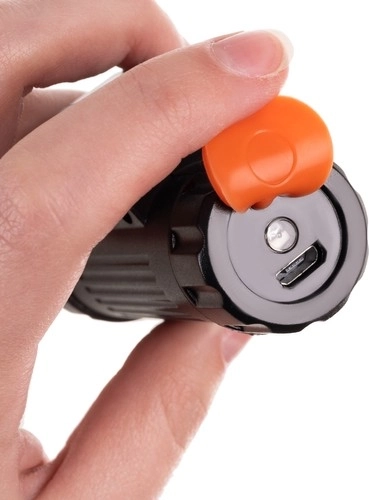 USB-Ladung und Magnet für freihändiges Arbeiten