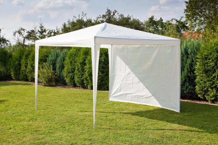 Lightweight and durable PE material