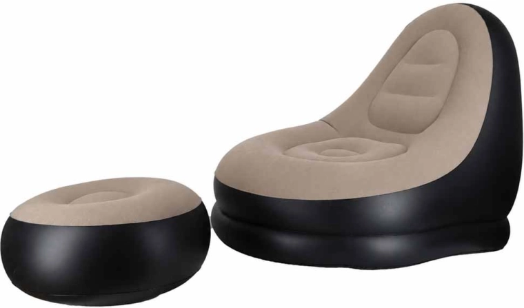 Fauteuil et repose-pieds pour une détente maximale