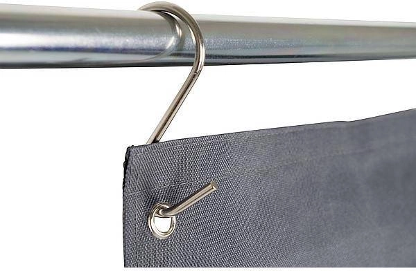 Installation facile sur crochets, velcro et tringle