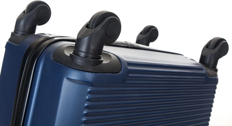 Déplacement fluide grâce à 4 roulettes 360°