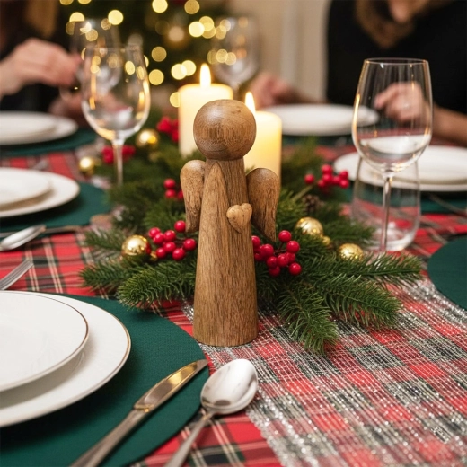 Elegante Dekoration für den Festtagstisch