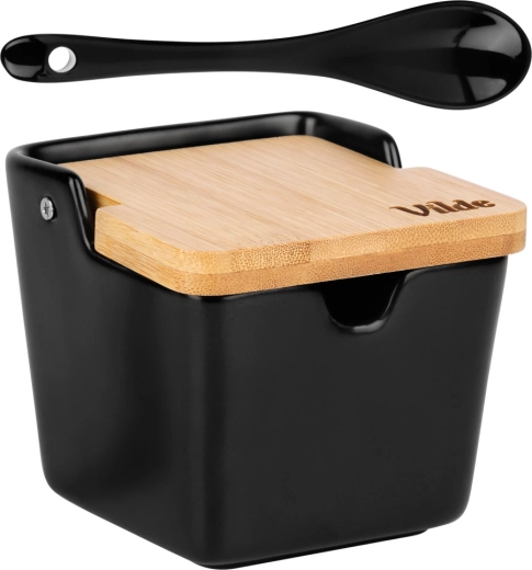 Löffel im Set und integrierter Ausschnitt