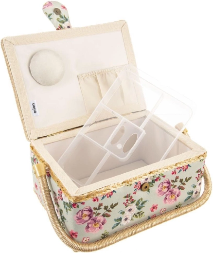 Removable organizer with 4 compartments