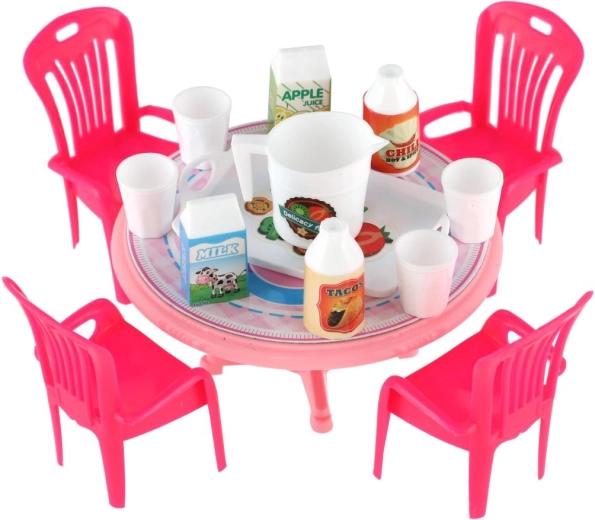 Table avec quatre chaises