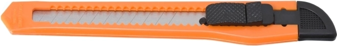 Cutter universel à lame sécable