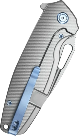 Lightweight and strong titanium handle