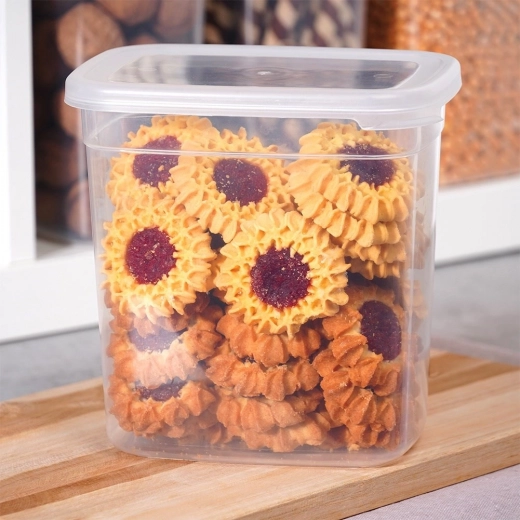 Sealing lid preserves freshness and aroma