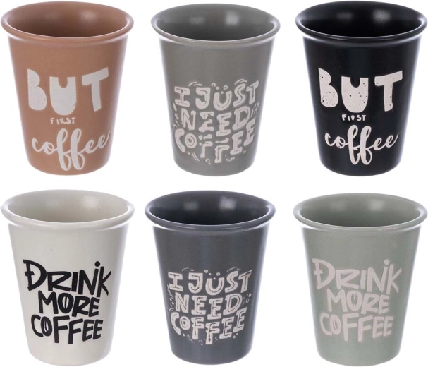 Farbmix und Kaffee-Schriftzüge