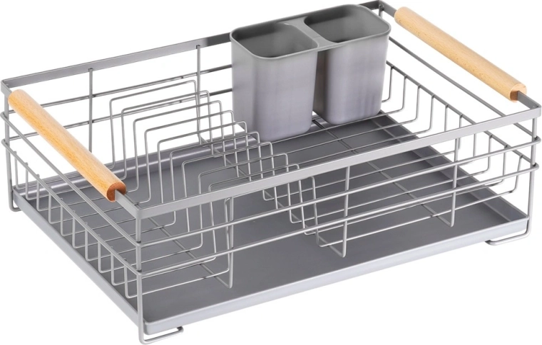 Agencement malin pour assiettes, verres et couverts