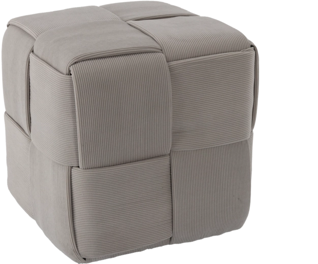 Vielseitige Nutzung: Sitzen, Fußablage und Ablage