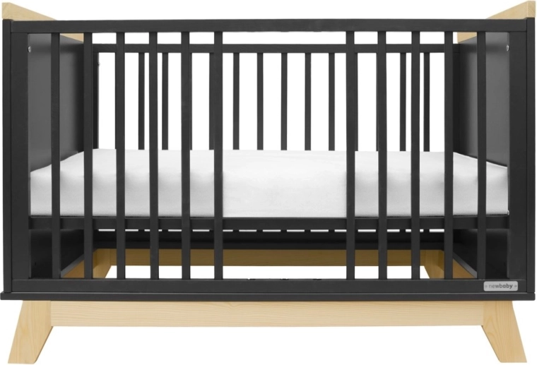 Structure stable en pin massif