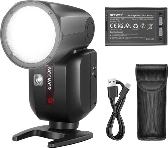 Long-lasting battery and LED modeling light