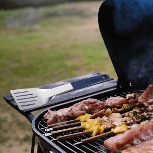 Sicherer Griff und praktisches Aufhängen