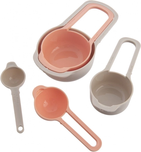 Readable markings and clean pouring