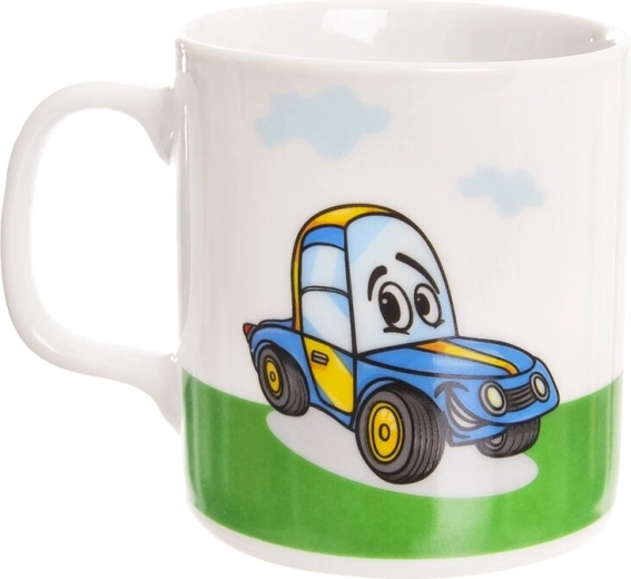 Practical 225 ml capacity for kids’ drinks