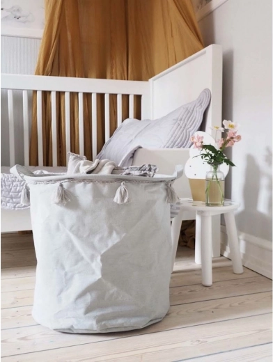 Stylish storage basket for a children’s room