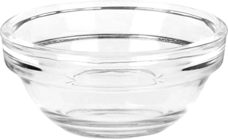 Klares Glas mit zeitlosem Look