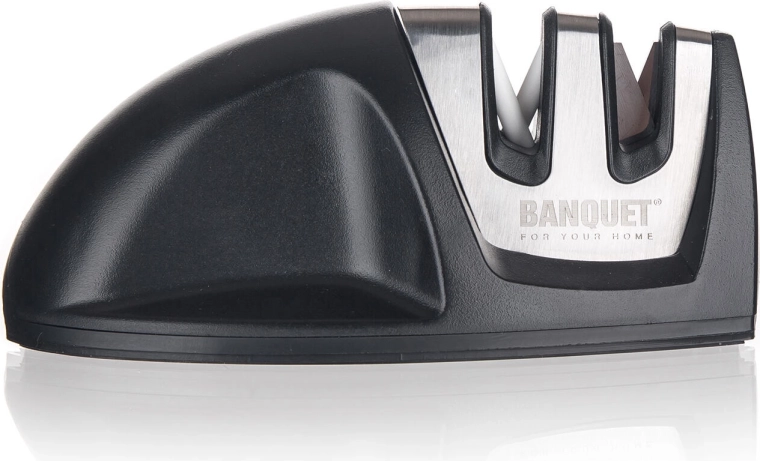 Two-stage sharpening for sharp, smooth blades