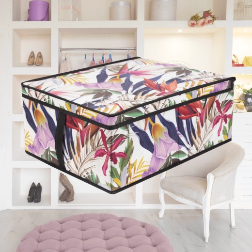 Zippered lid for cleanliness and clarity