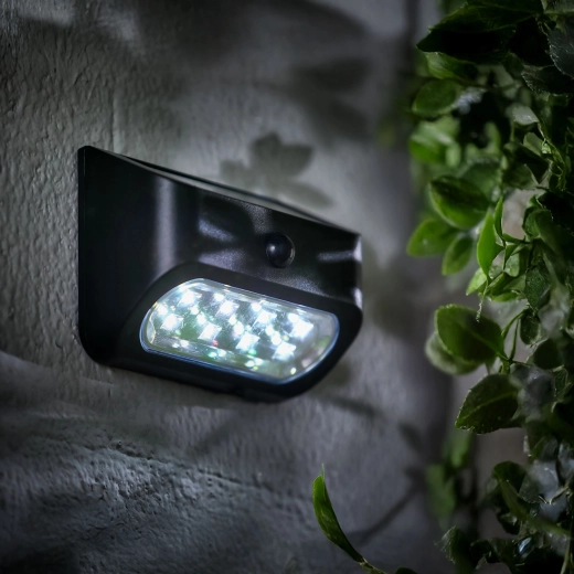 Solair wandlamp met bewegingssensor en 8 LED's