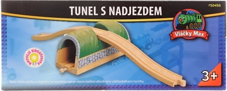 Maxim houten tunnel met viaduct