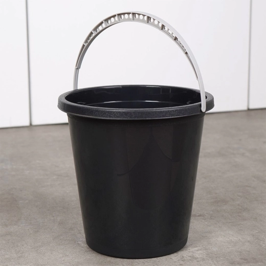 Plastique résistant et bord stable