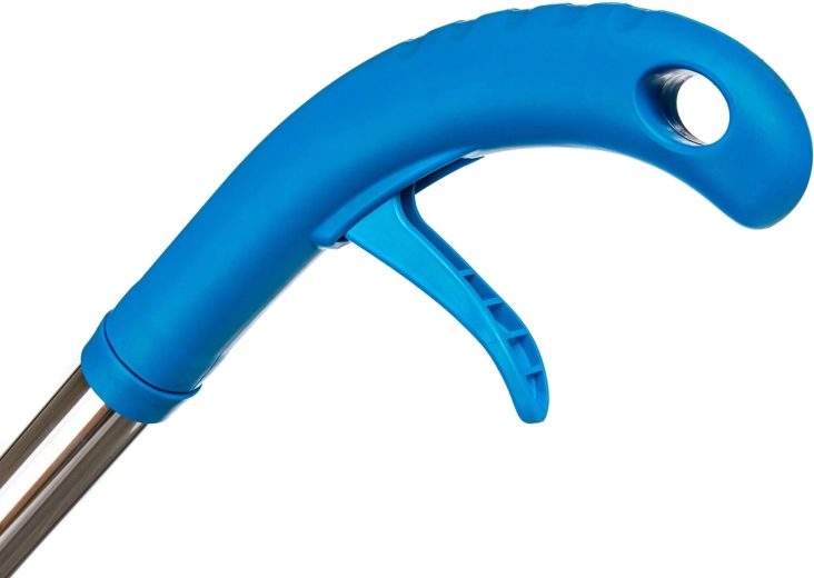 180° swivel head and ergonomic handle