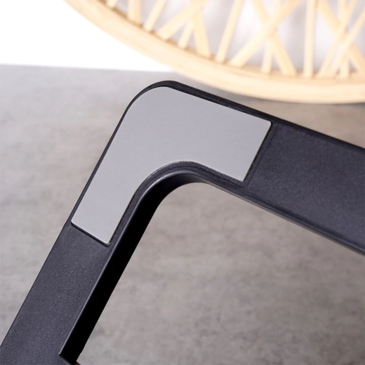 Stabile Unterstützung mit ABS und Antirutsch