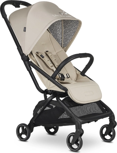 Large canopy with ventilation and compact design