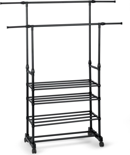 Quatre étagères inférieures pour chaussures et boîtes