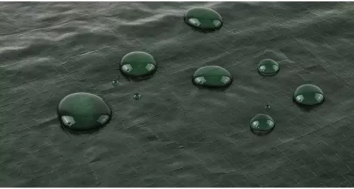 Wasserdichtes Material für ganzjährigen Schutz