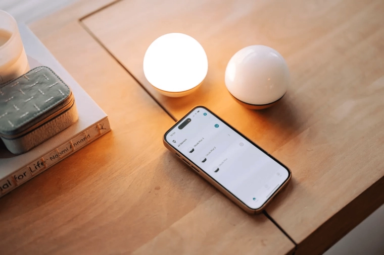 Contrôle via application et riches scènes lumineuses
