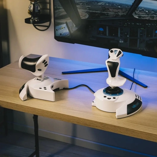 Ajuste la résistance du joystick et l’ergonomie