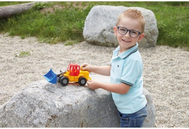 Spaß im Freien für kleine Baumeister