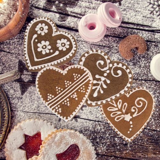 Wide use: baking and decoration