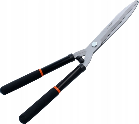 Ergonomic and non-slip handles