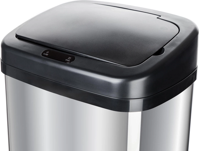 Touchless opening for maximum hygiene