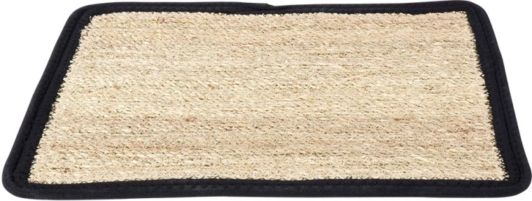 Table protection and easy cleaning