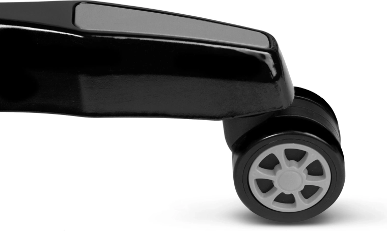 Mobile base with casters
