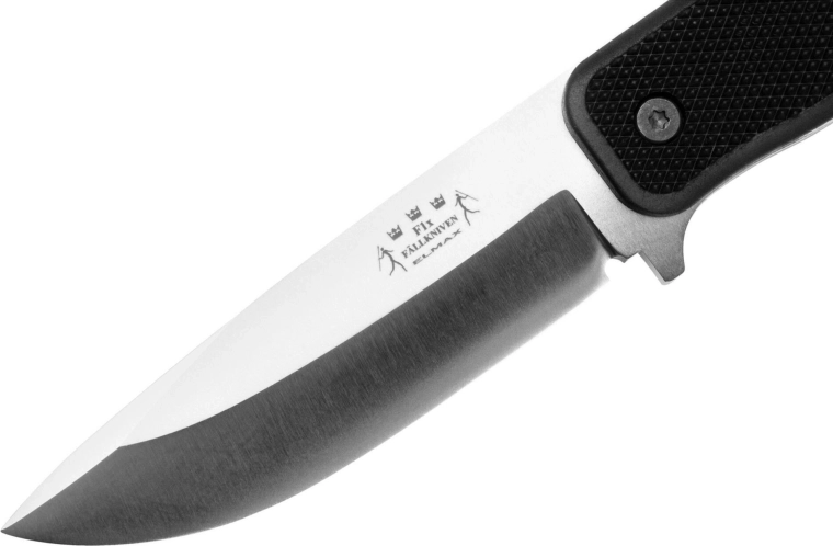 Premium Elmax steel for maximum performance