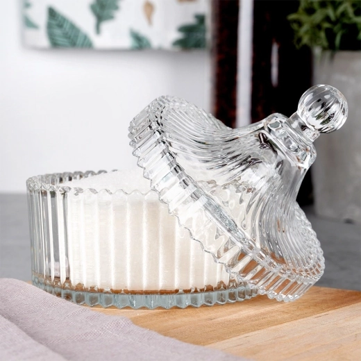 Praktischer Deckel für Frische und Ordnung